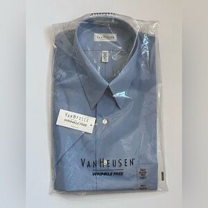NWT Van Heusen button down shirt